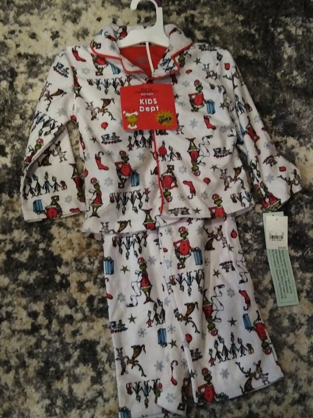 New Dept White Grinch Holiday Pajama Set for Kids Size 3T.